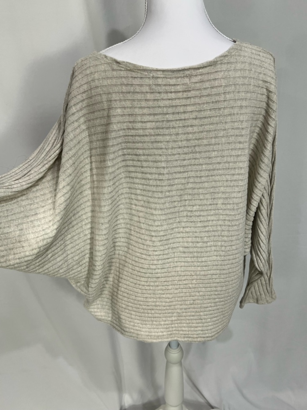 MOD ON TREND Cream Ribbed Top - Picture 7 of 7